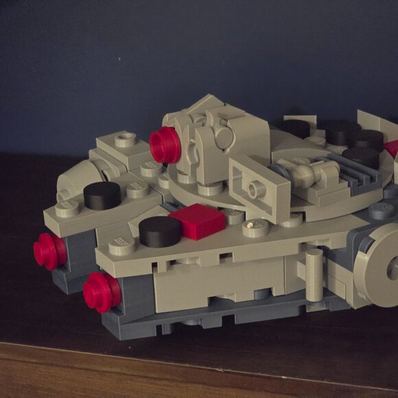 Inter Galactic Ship inspired in a brick system 1:4 Scale - Picture 3 of 3